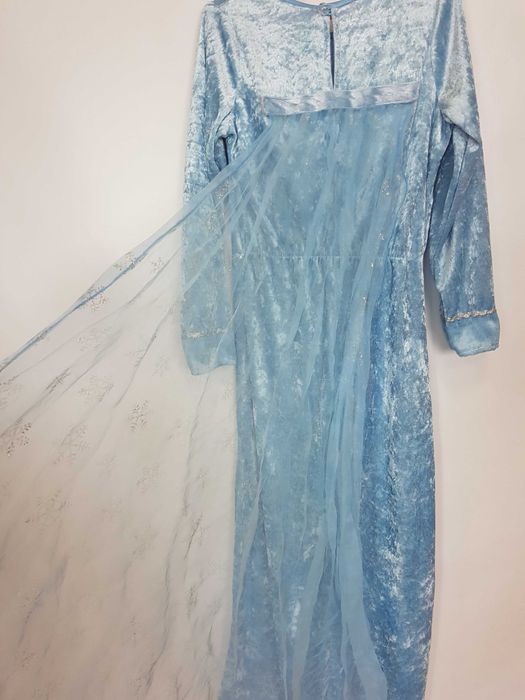 Sukienka przebranie Elsa Kraina Lodu rozmiar 140 cm. GP101