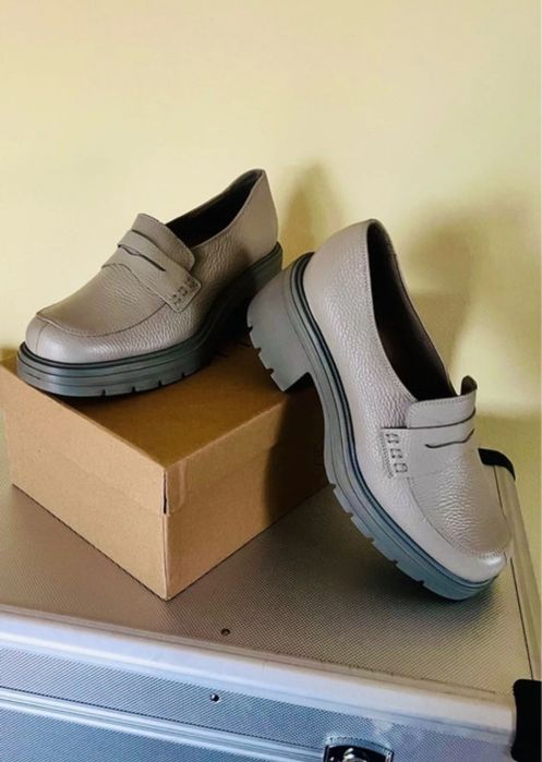 Retro Mokasyny / Czółenka na platformie + słupek - Ryłko r. 41/4