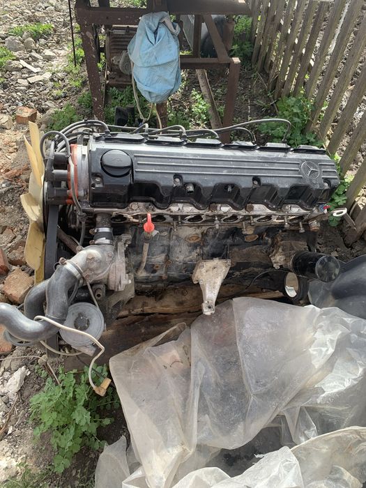 Продам двигатель Мерседес 124 ОМ 103 бензин 2.6