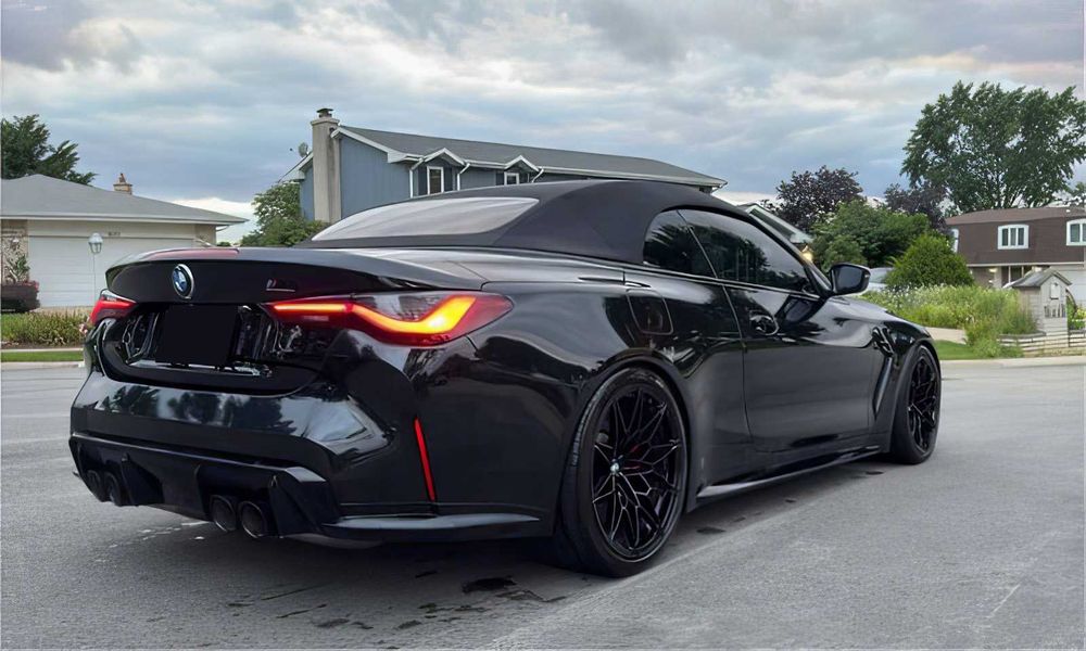 BMW M4      2022