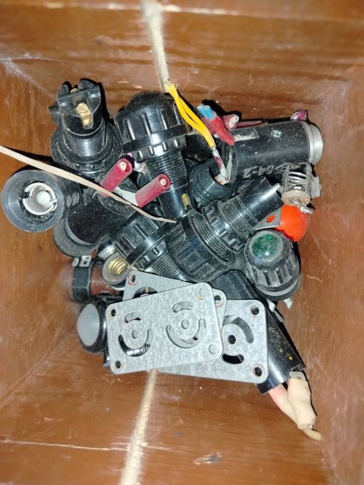 Радіодеталі нові електроніка