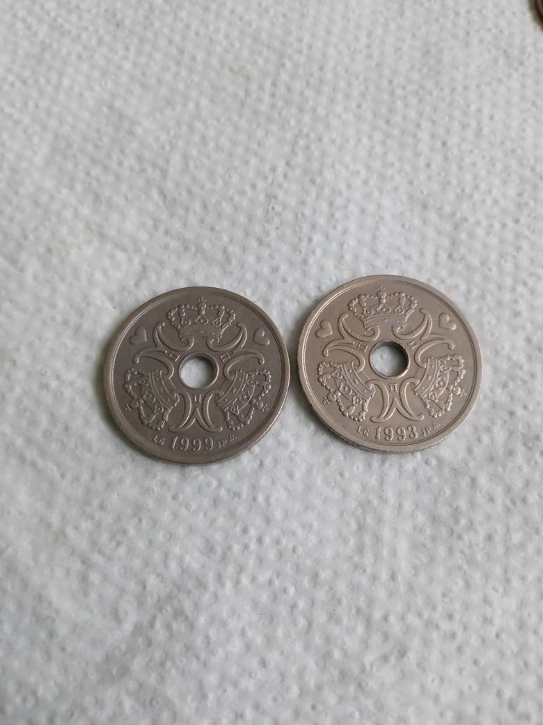 Sprzedam 2 monety 2Kroner Danmark z 1999r i 1993r cena 150zl