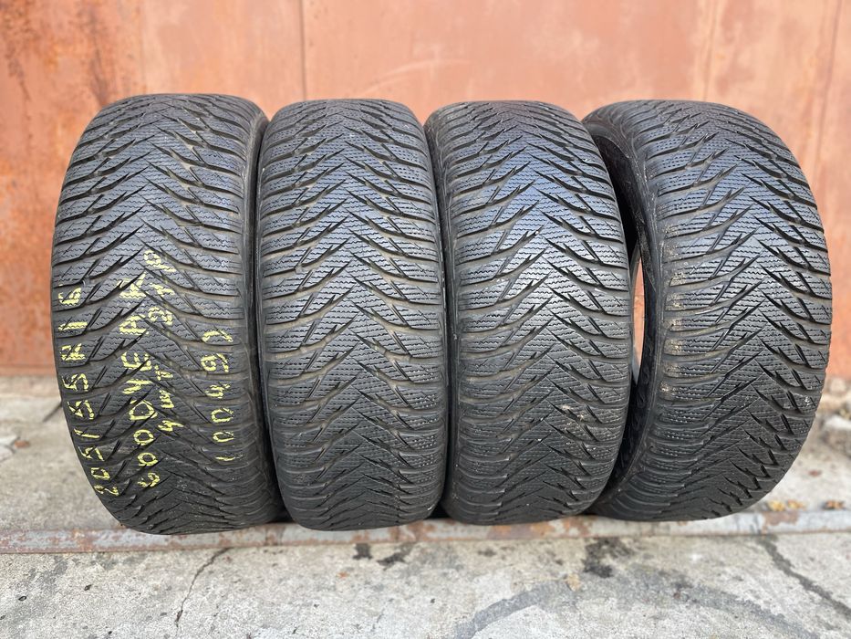 205/55 r16 Goodyear зима стан нових 8мм