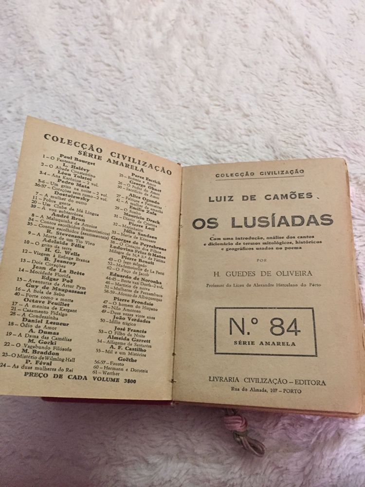 Livro antigo “Os Lusiadas”...de 1938...