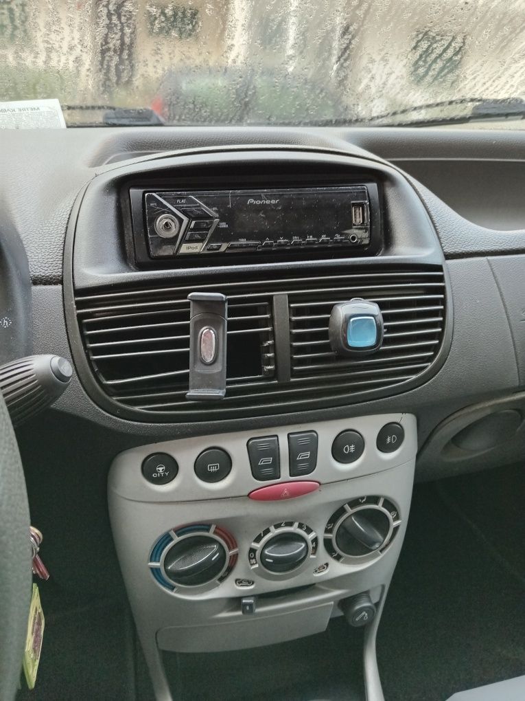 FIAT Punto Avariado