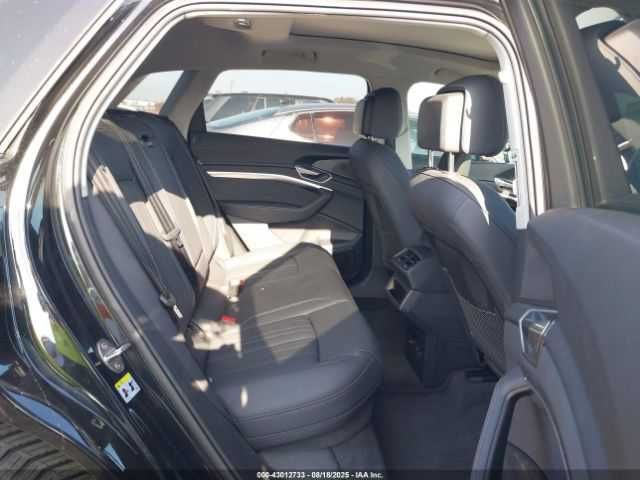 Audi Q8 e-tron Premium 2024
