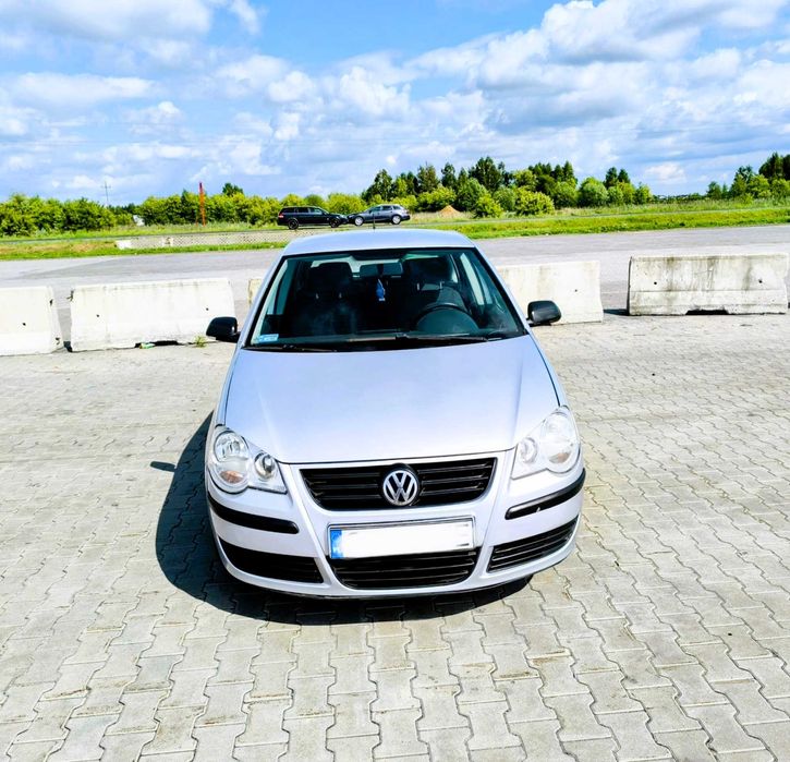 Polo 1.4benz.80 koni,5 drzwi,bez korozji,stan techniczny bdb.