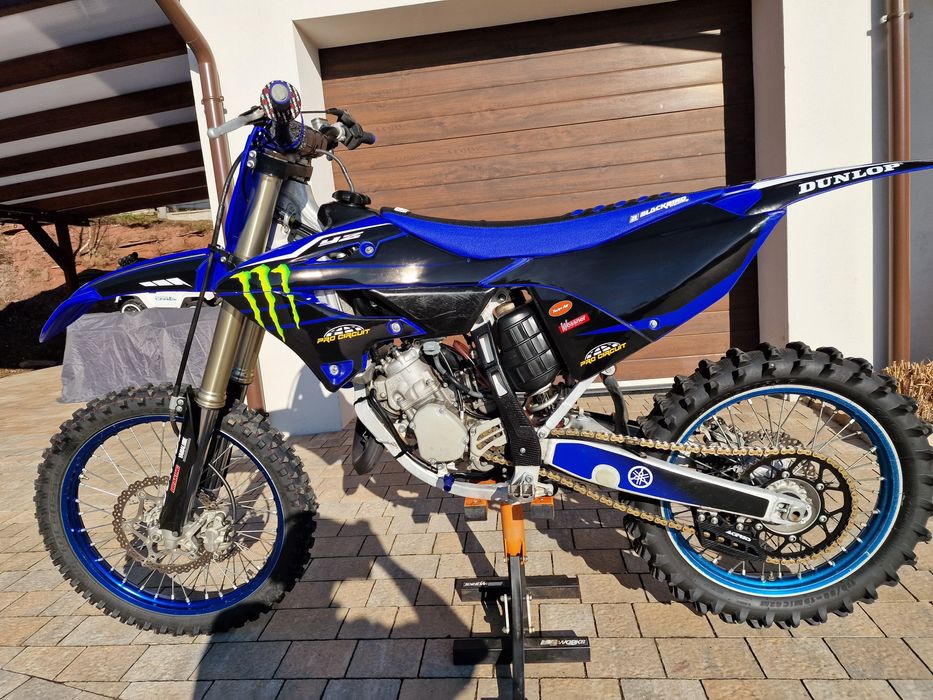 Yamaha yz 125. 2022 rok. Nowy tłok