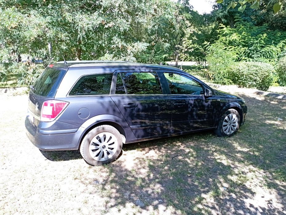 Автомобіль Opel Astra H