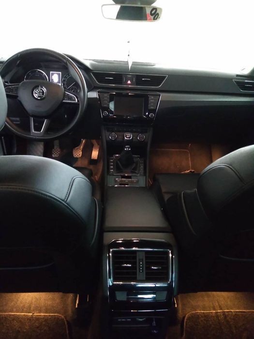 Skoda Superb style 2.0tdi