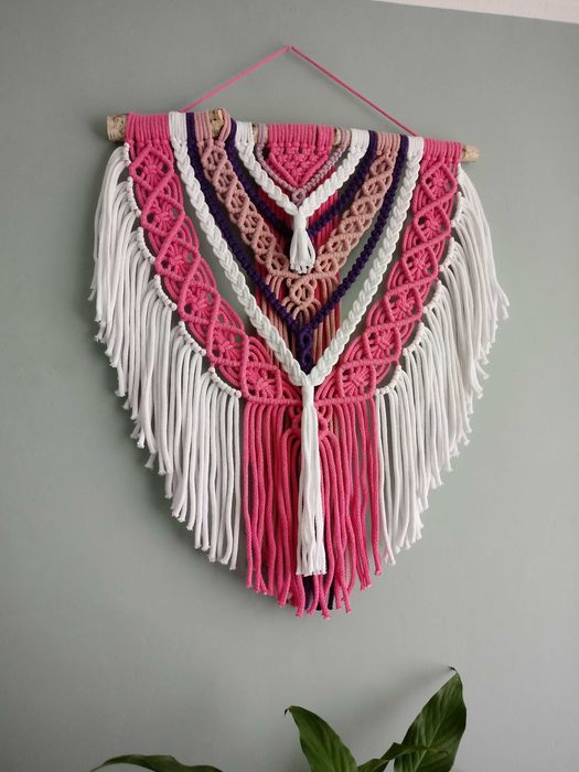 Makrama boho różowy biały fioletowy dekoracja