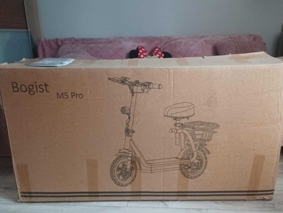 hulajnoga elektryczna Dla Dorosłych 600W 12" BMS opony pneumatyczne