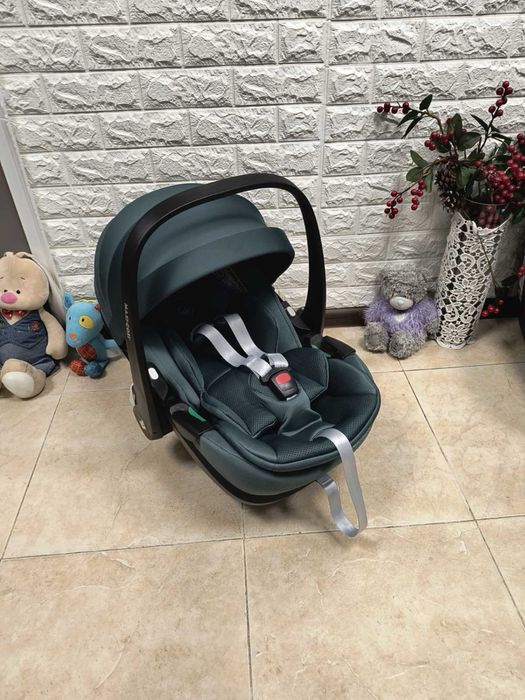 Автокрісло MAXI-COSI Pebble 360 PRO Група 0+ (0-13 кг) автолюлька