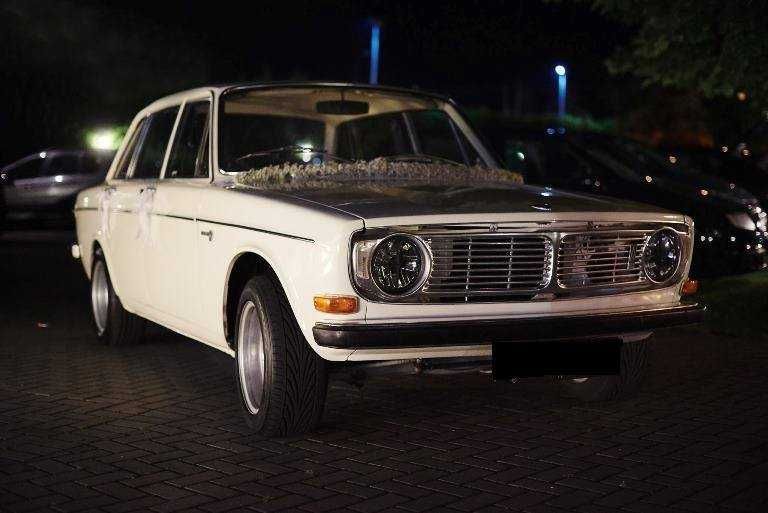 Auto do ślubu Volvo 144 Zabytkowe