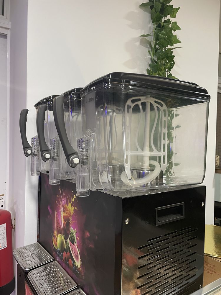 Dispensador de bebidas refigeradas