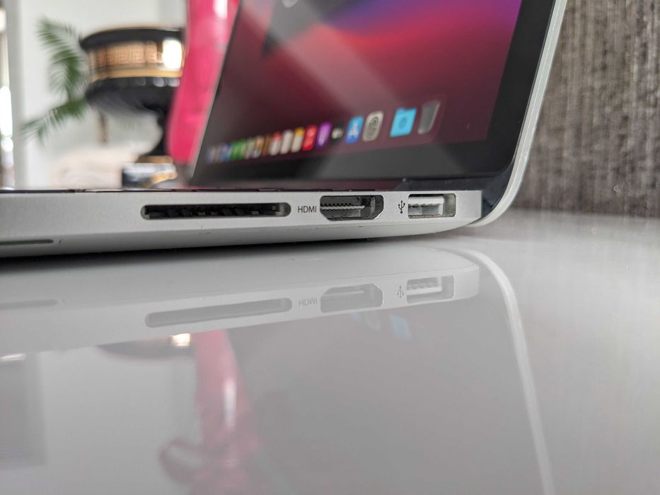 Apple MacBook Pro 2013 акум 100%