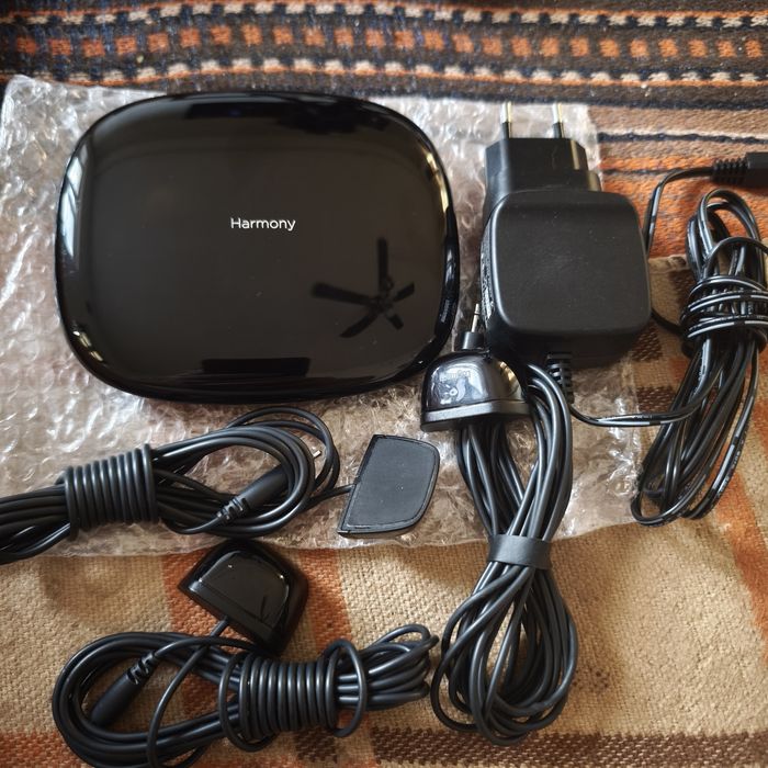 Logitech harmony hub