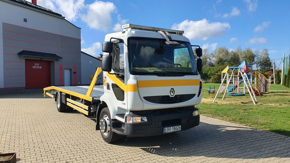 Renault Midlum zabudowa laweta najazd pomoc drogowa małopolska