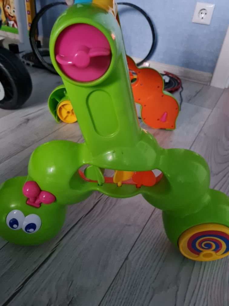 Ходунки детские (толокар, бизиборд) Fisher Price