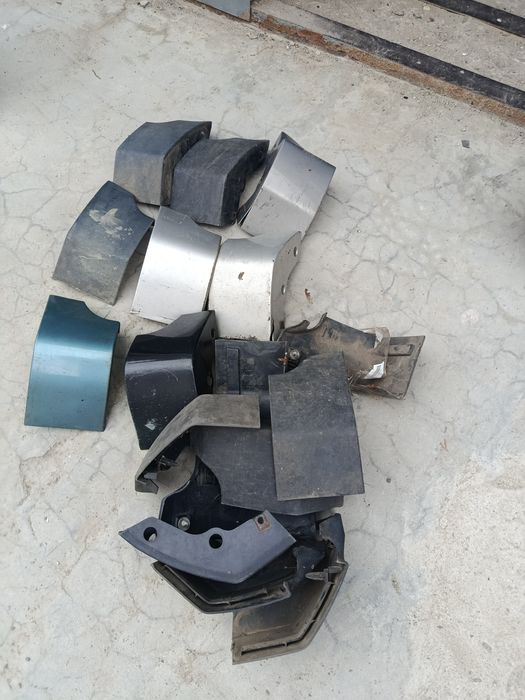 Volvo v50 ,Вольво в50 r design Накладки на пороги, губа бампер