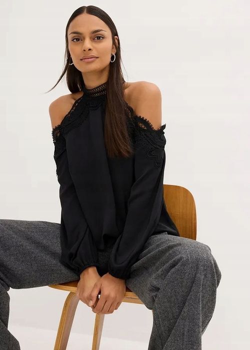 B.P.C bluzka czarna odkryte ramiona z koronką r.44