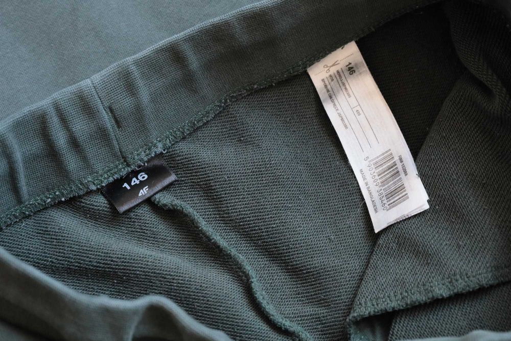 DRES 4F  bluza i spodnie dresowe dla chłopca 146 cm