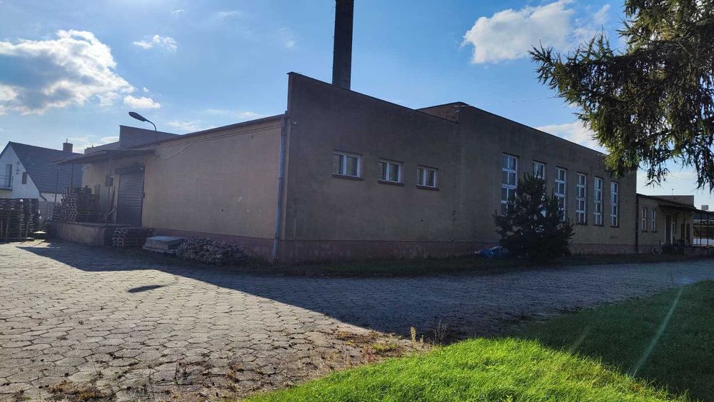 Budynek po byłej piekarni - Piaski koło Gostynia