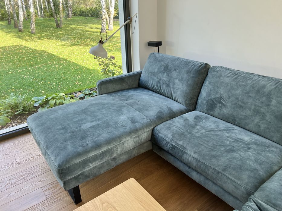 Narożnik rozkladany  szezlag i siedzisko z funkcja relaks