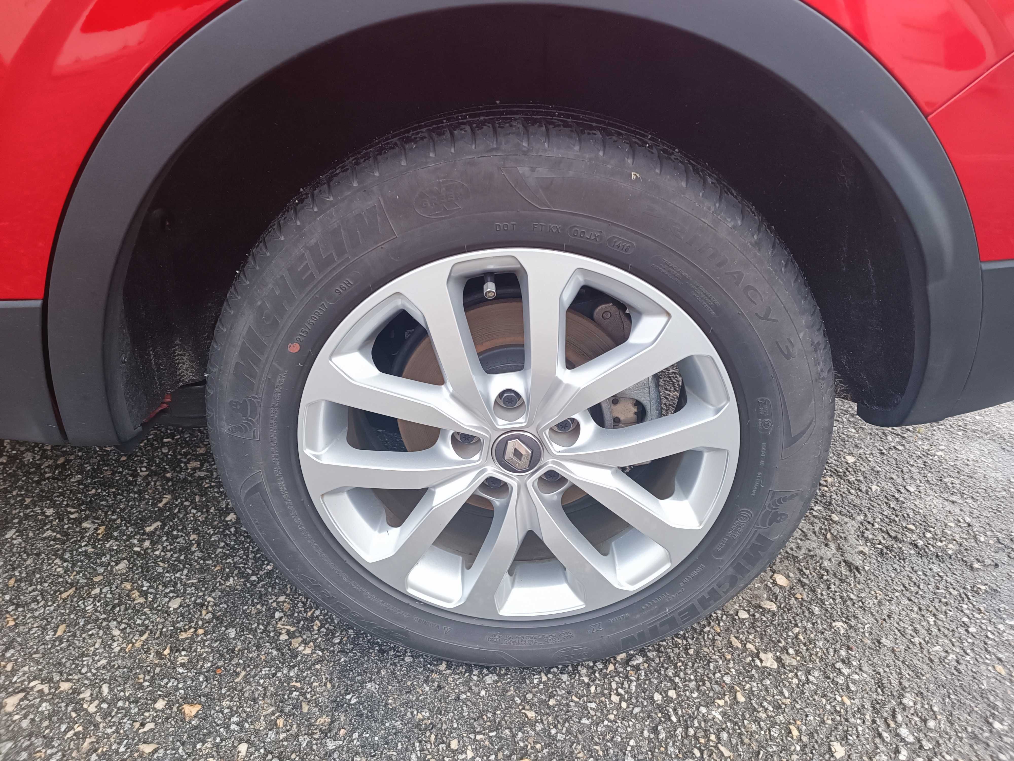 Renault Kadjar 1.5dCi Exclusive, de 2018, em excelente estado.