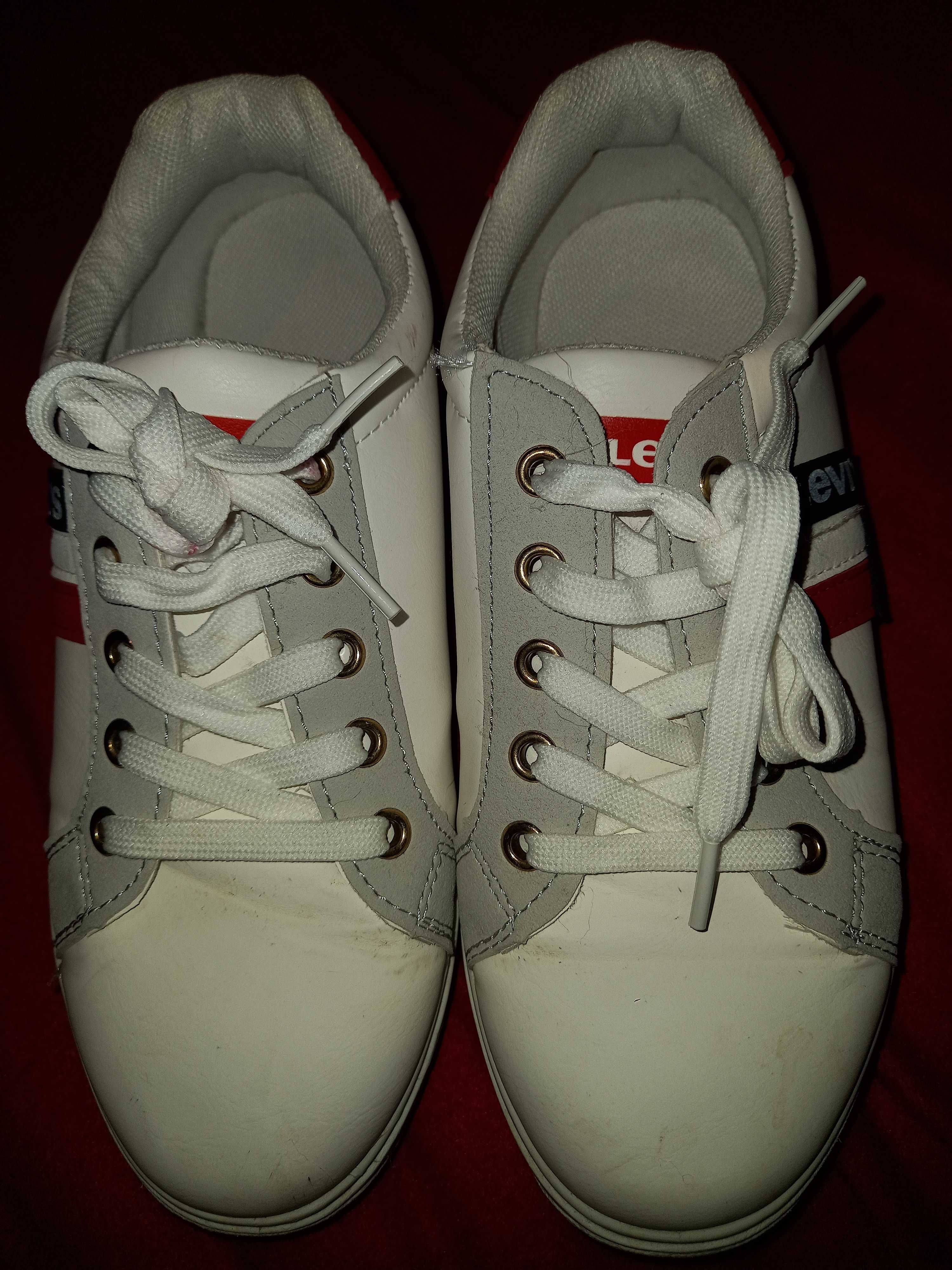 Sapatilhas brancas - 36 - marca Local, não originais da Levi's