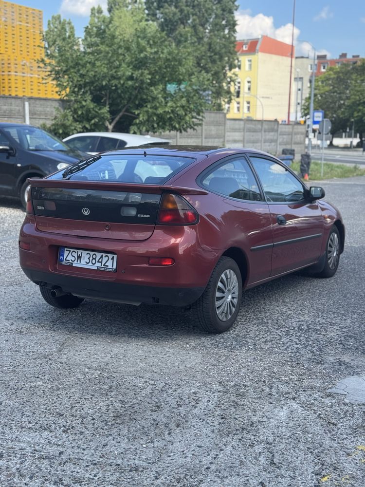 Mazda 323 coupe AUTOMAT klima |  104 tys przebieg