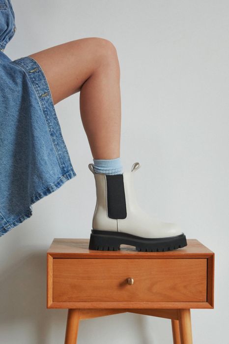 Шкіряні черевики челсі від ESTRO