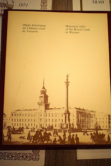 Zamek Królewski w Warszawie - Apele z 1971-74 ,trzy książki ,pocztówka