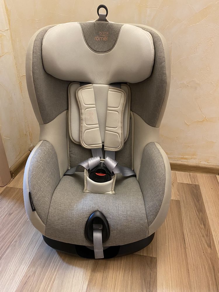 Автокресло Romer-Britax Trifix 2 I-Size marble 9-18 кг