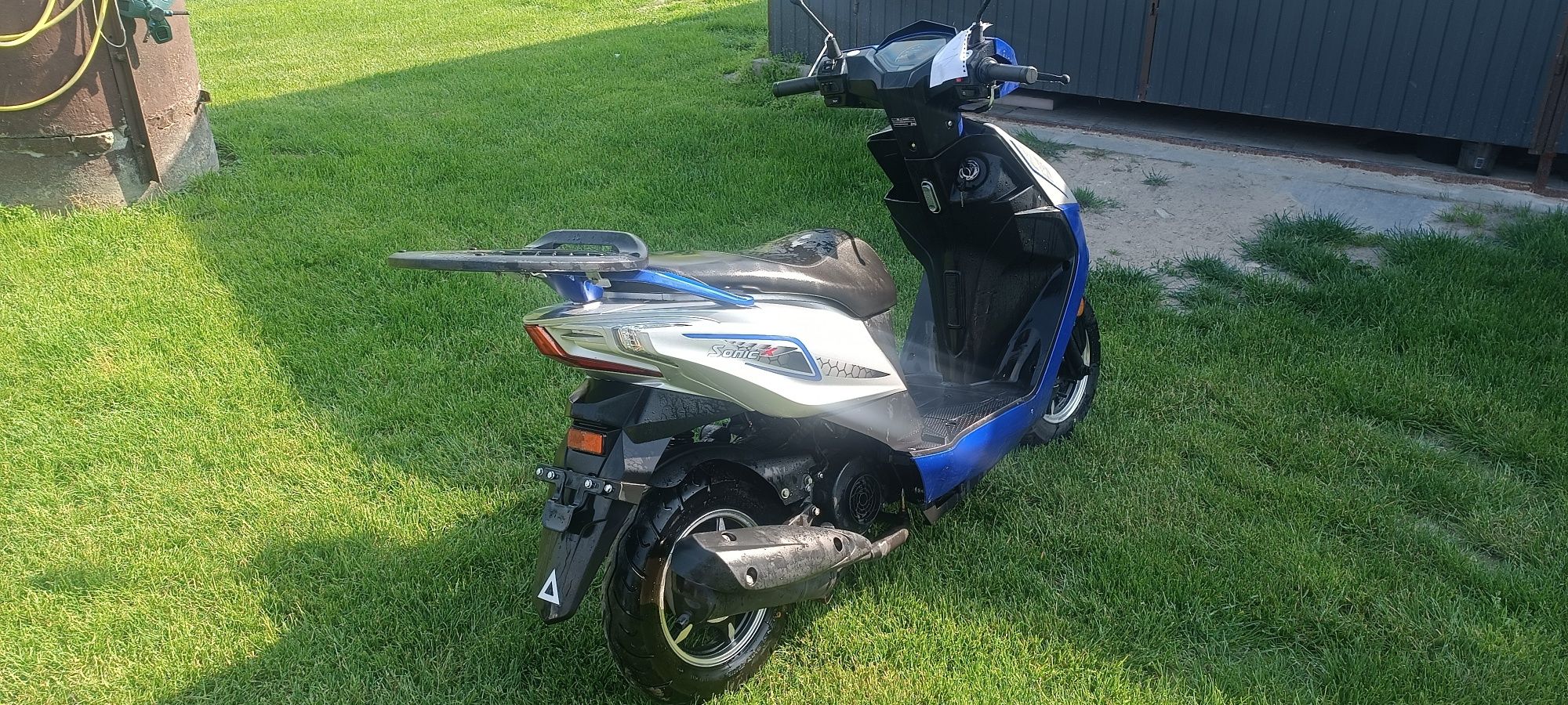 Skuter 50cm2 4t wtrysk LED GT-Union Sonic X 2022r