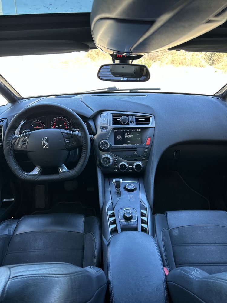 Citroën DS5 2.0 HDI Hybrid4 Allrad 13