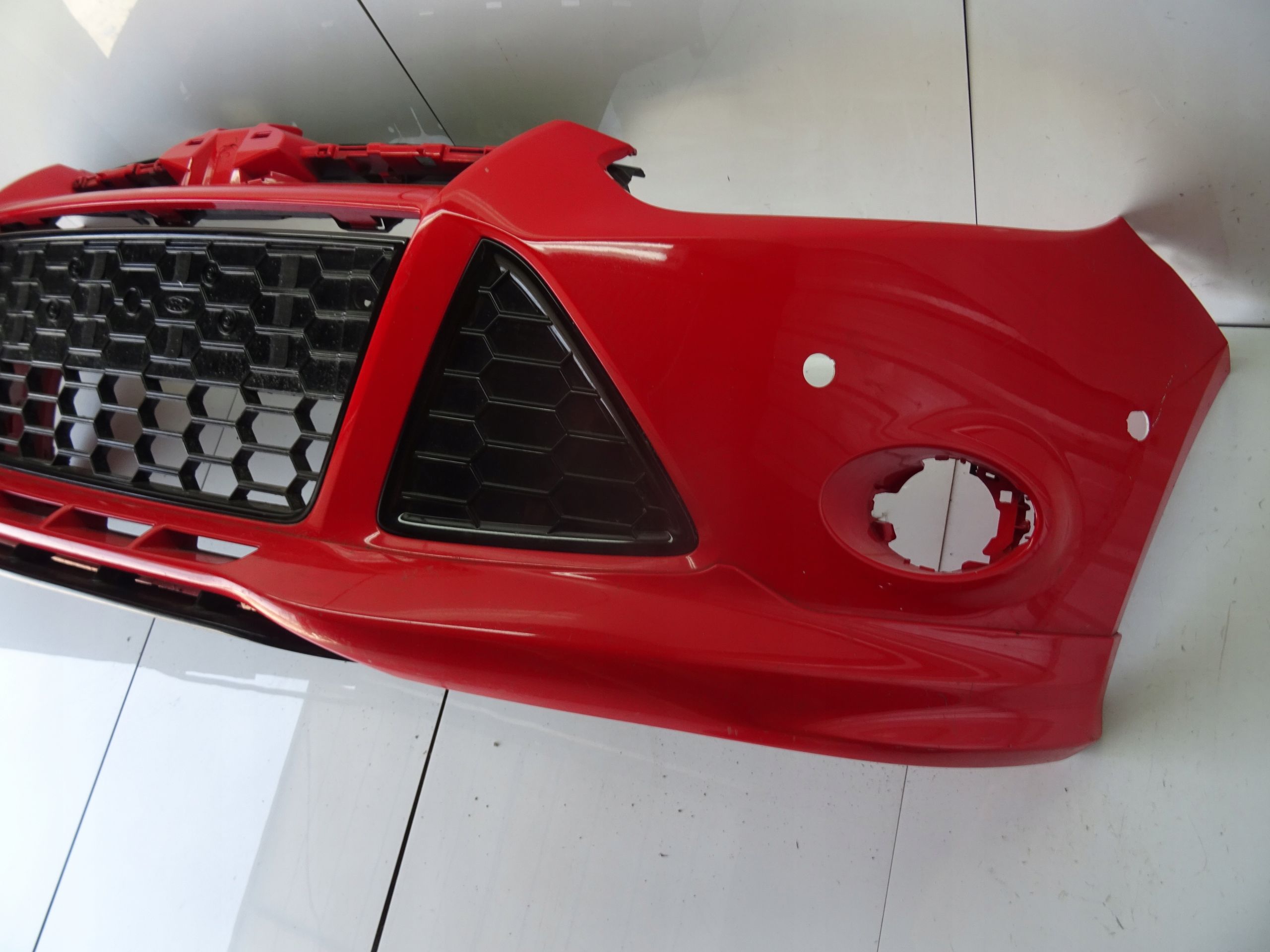 Zderzak przód ford focus MK3 Iii st line 10 14 OE