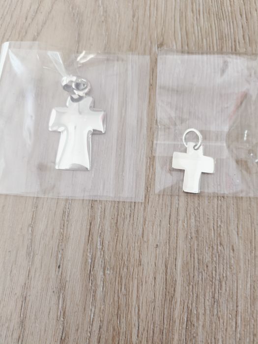 Cruzes para colar