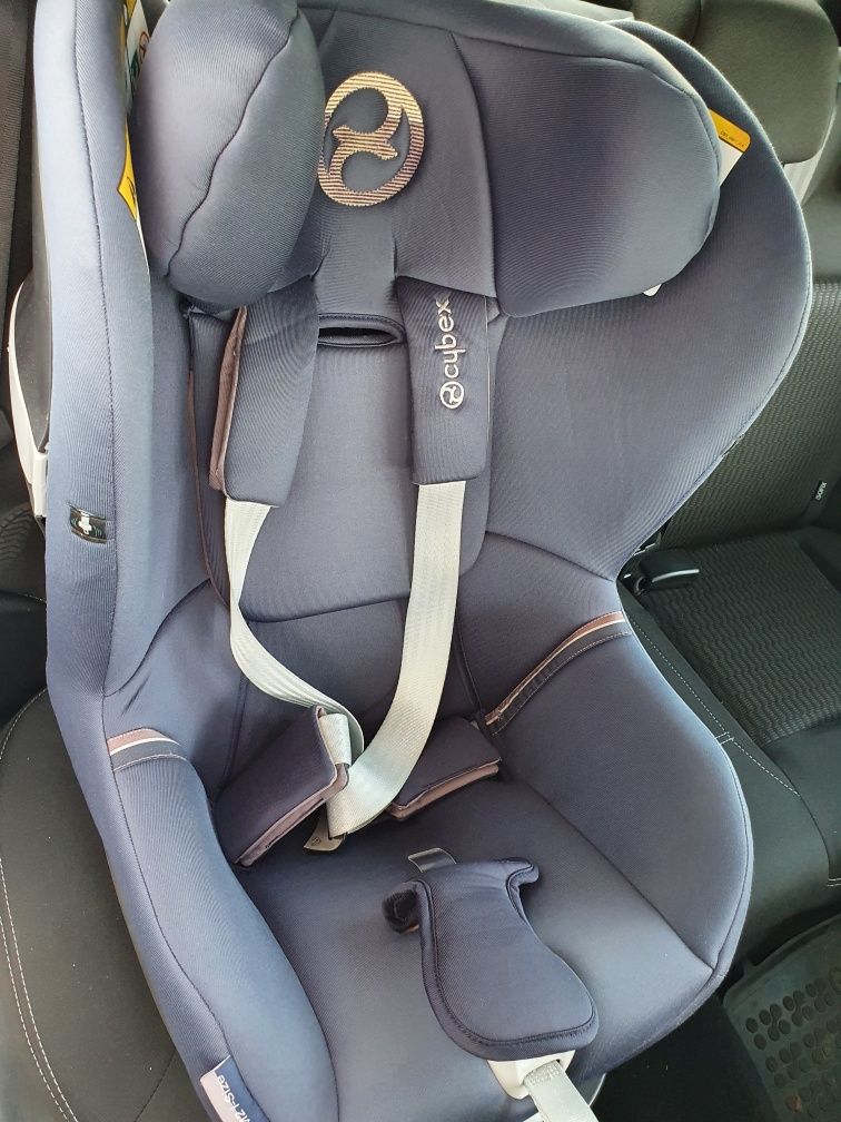 Fotelik samochodowy Cybex SIRONA M2 I-SIZE 0-18 kg z bazą Isofix