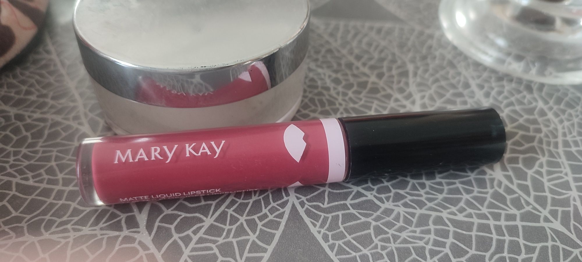 Блиск для губ мері Кей mary kay