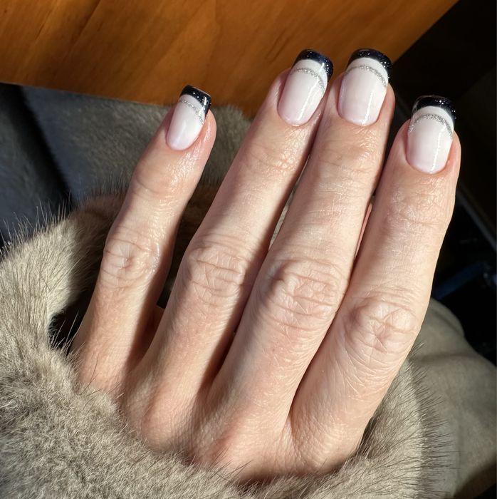 Маникюр/педикюр 450 грн Победа-5 ТЦ Гермес