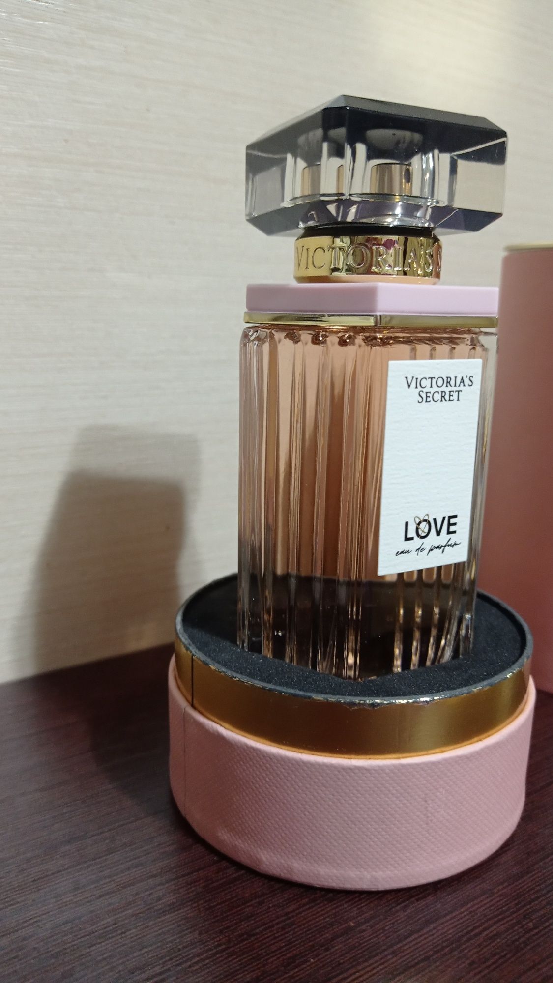 Продам Парфуми Love Eau de Parfum Victoria's Secret