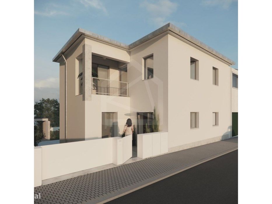 Moradia T3 em São João da Madeira - Renovada