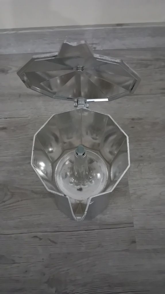 Vendo cafeteira nova
