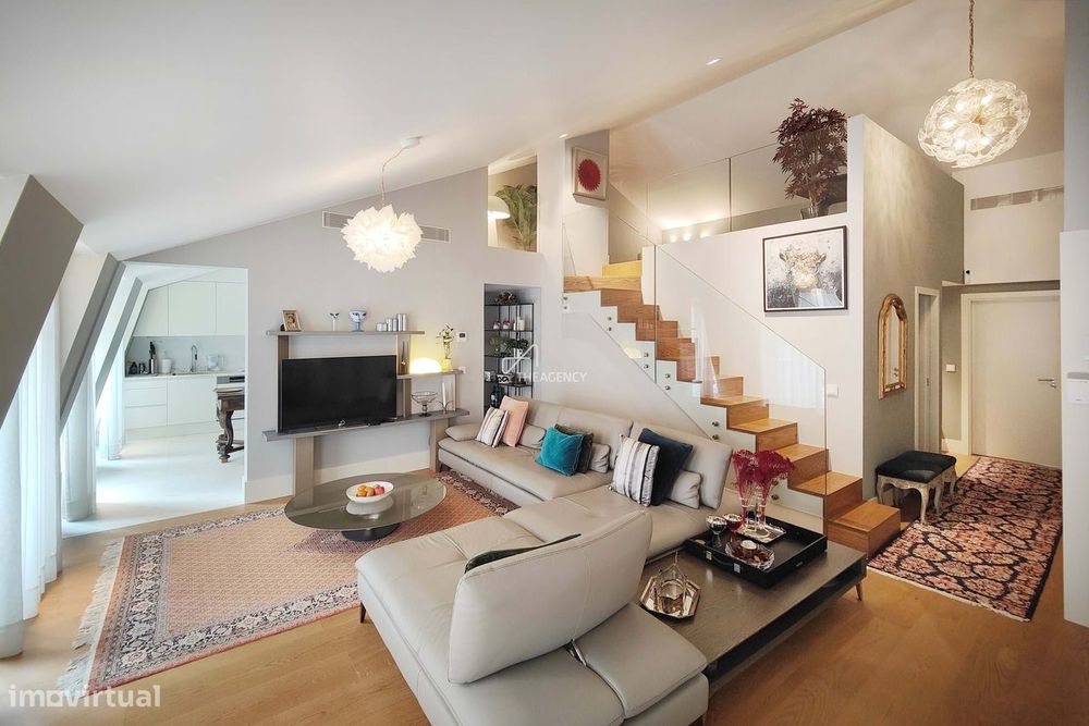 Elegante apartamento T3+1 a poucos passos da Avenida da Liberdade