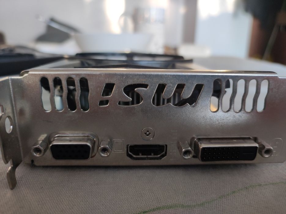 Karta graficzna MSI Radeon R7 250 2GB GD3