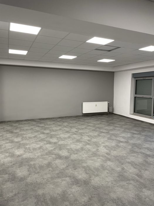 Sprzedam lokal w centrum o powierzchni 83,27 m2