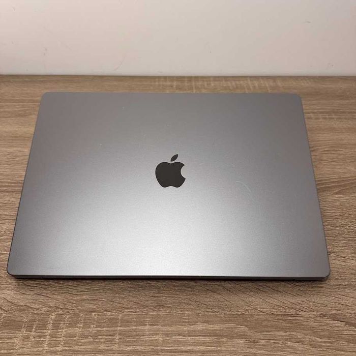 Macbook Pro 16" 2021 M1 Pro / 16Gb DDR5 / SSD 512Gb акб:86% (M0930)