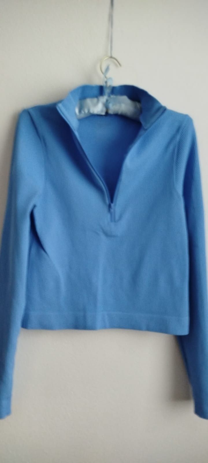 Piękna niebieska bluzka S/M