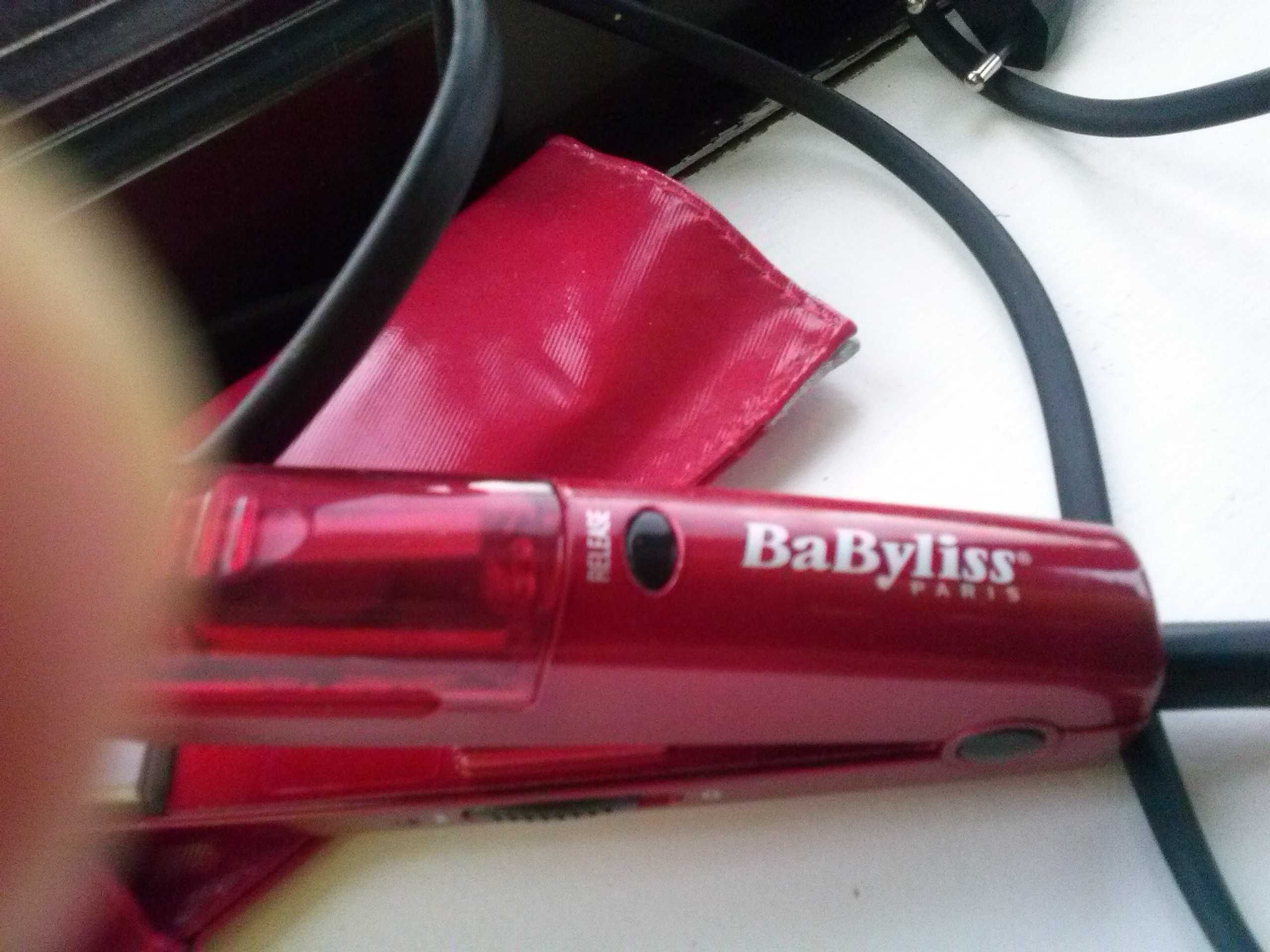 Prancha babyliss como nova com deposito de liquido remodelador